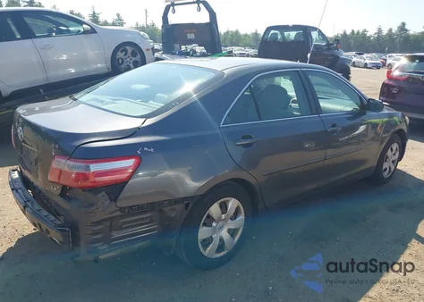 2007 Toyota Camry Le z USA, uszkodzony, nr VIN 4T1BE46K07U697744